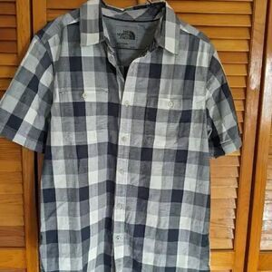 NORTH FACE Men's Short Sleeve Button Front Navy Plaid Dress Shirt Casual Work